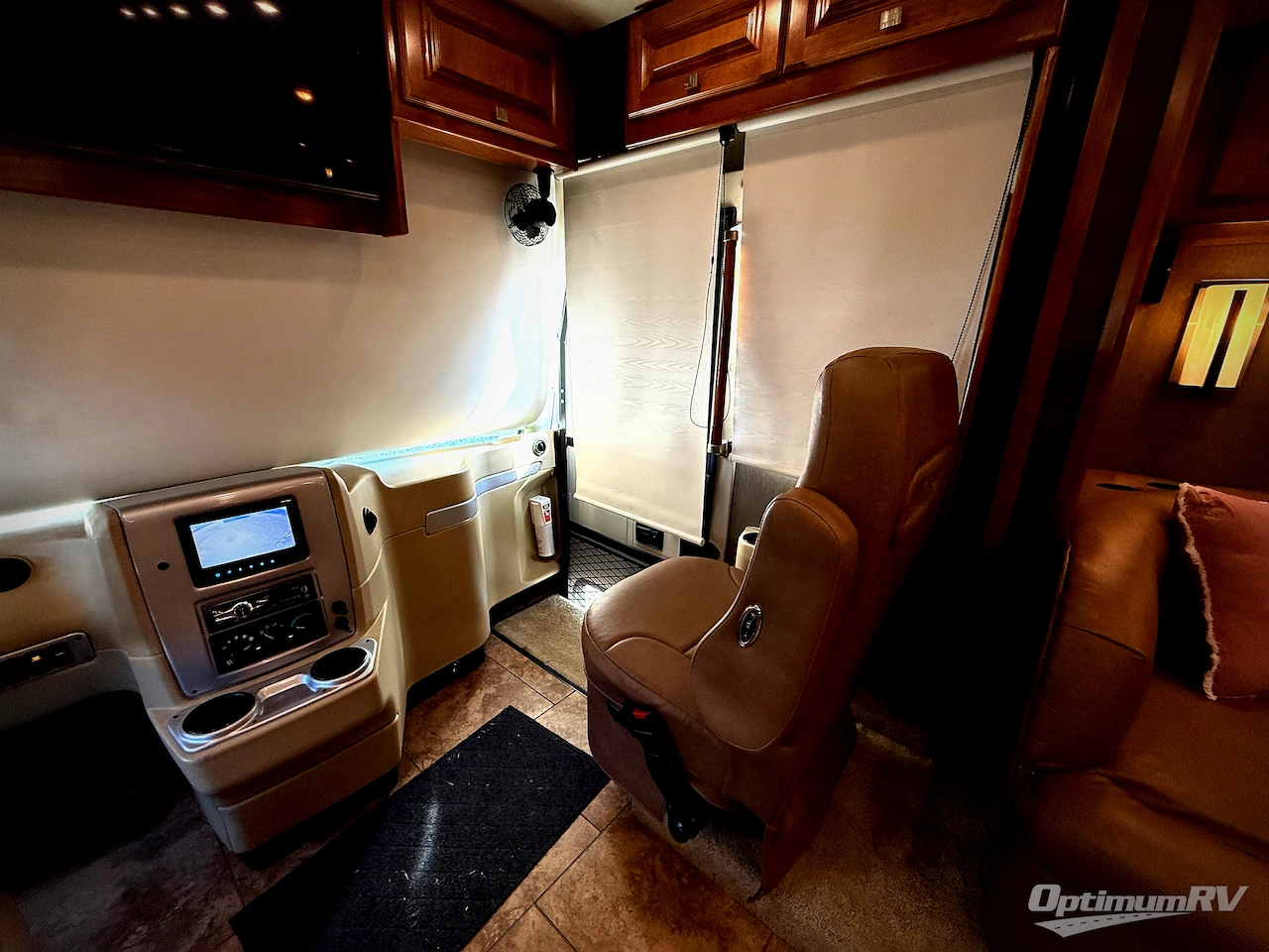2013 Tiffin Allegro Breeze 32 BR Photo 7