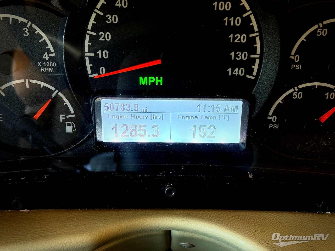 2013 Tiffin Allegro Breeze 32 BR Photo 10