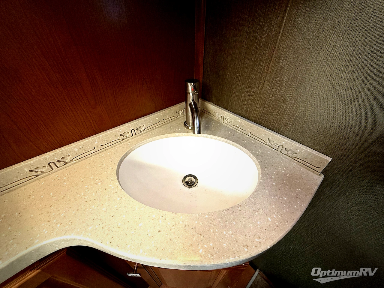 2013 Tiffin Allegro Breeze 32 BR Photo 21