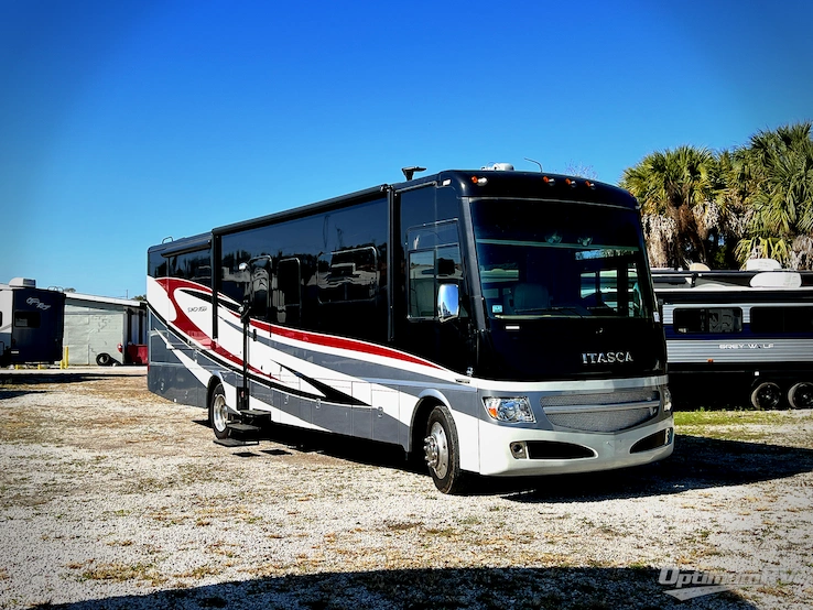 2015 Itasca Suncruiser 37F RV Photo 1