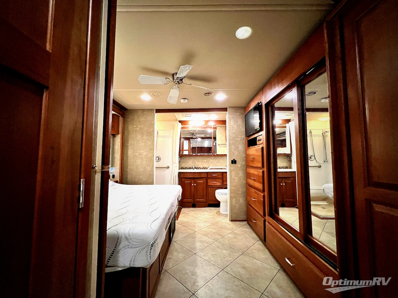 2015 Itasca Suncruiser 37F Photo 4