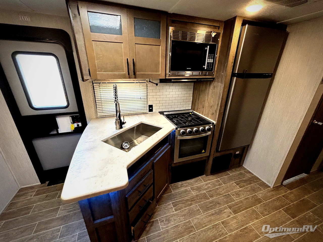 2021 Palomino Puma 32BHDB Photo 11