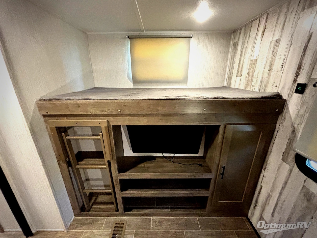 2021 Palomino Puma 32BHDB Photo 18