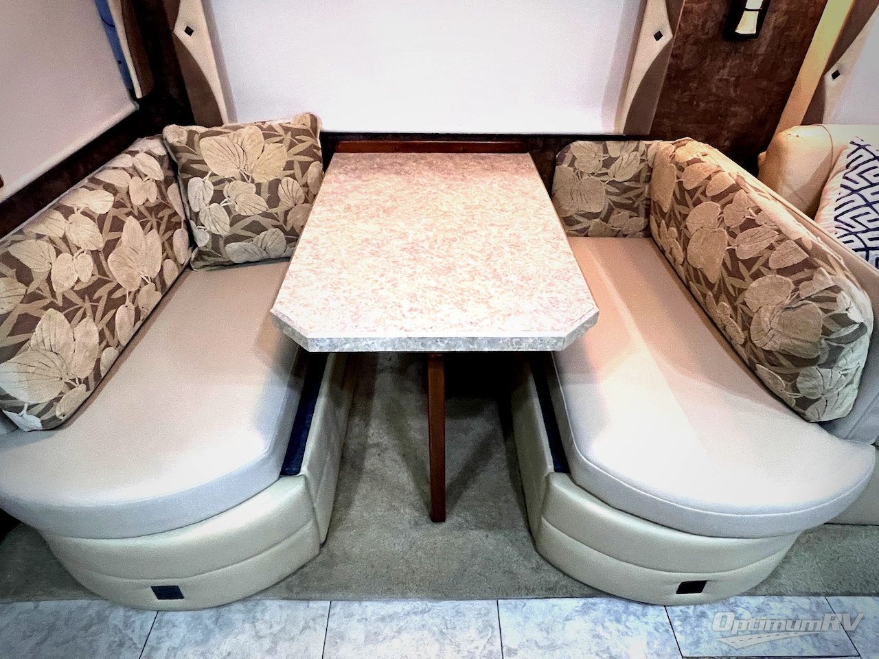 2012 Tiffin Allegro 34 TGA Photo 9