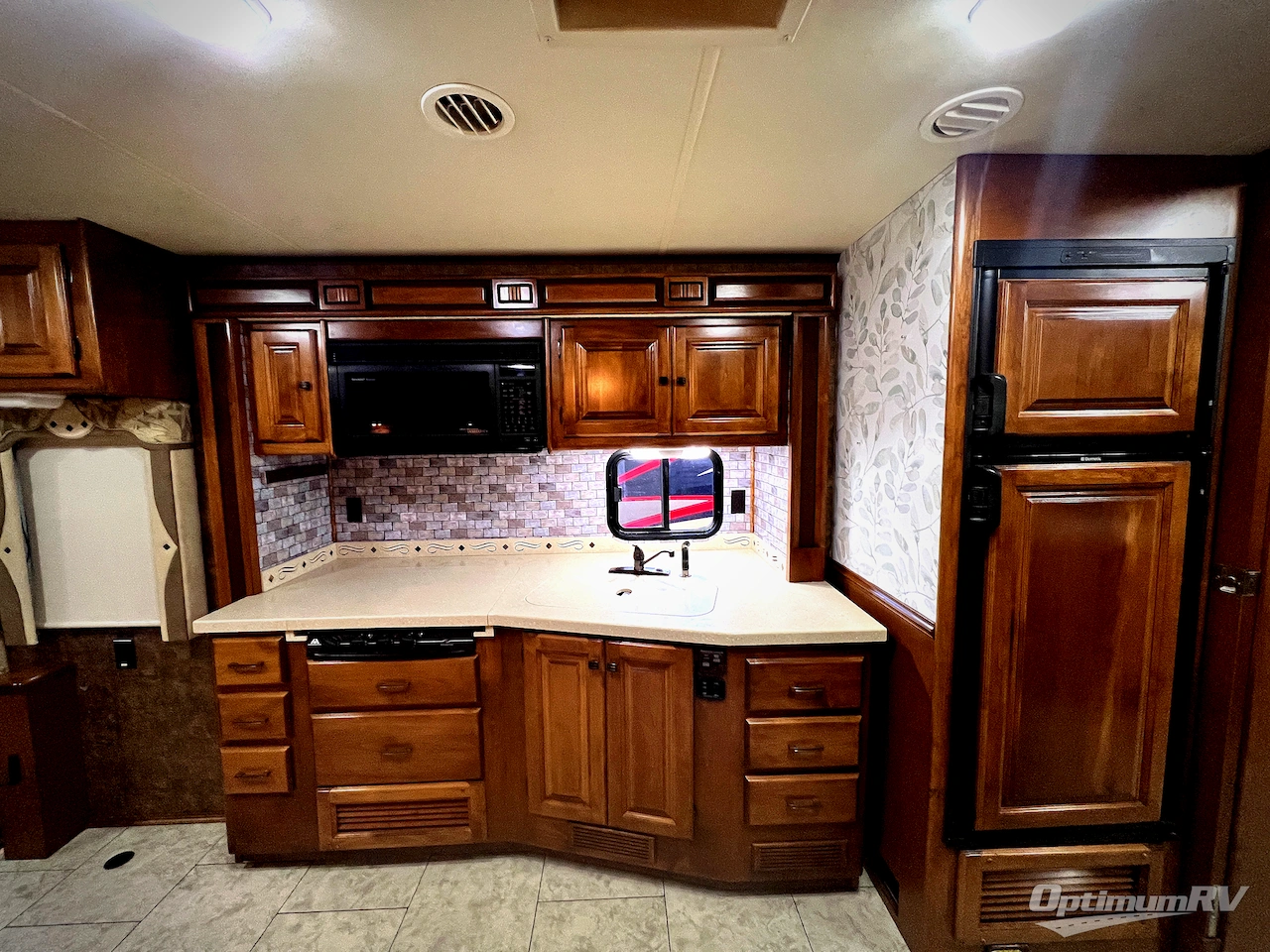 2012 Tiffin Allegro 34 TGA Photo 16