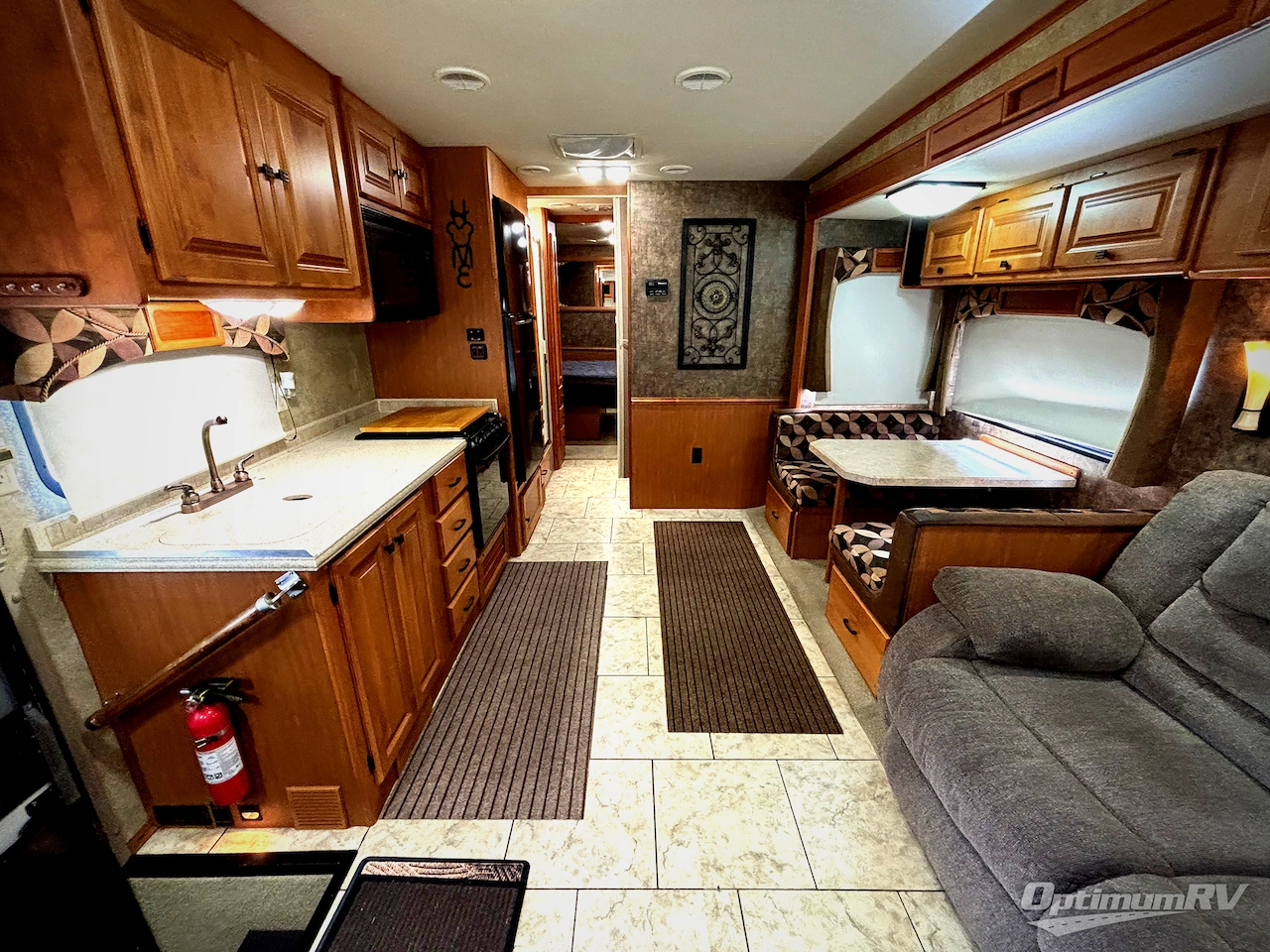 2011 Tiffin Allegro 32 BA Photo 4