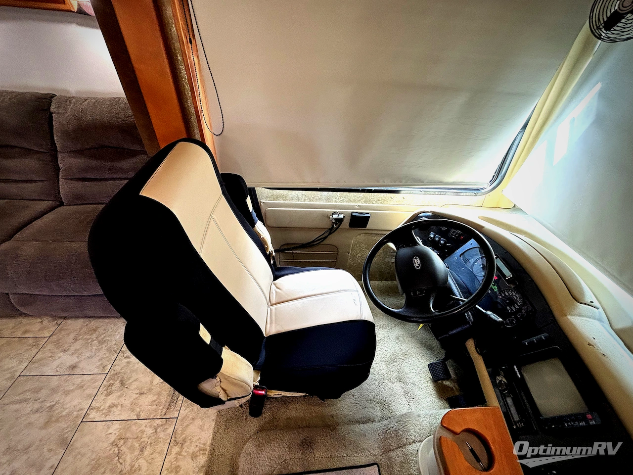 2011 Tiffin Allegro 32 BA Photo 7