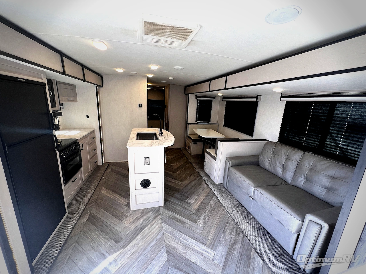 2023 Heartland Mallard 33 Photo 4