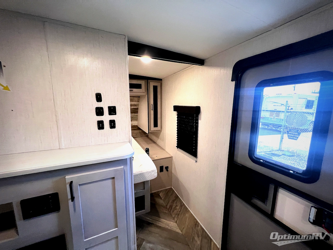 2023 Heartland Mallard 33 Photo 10