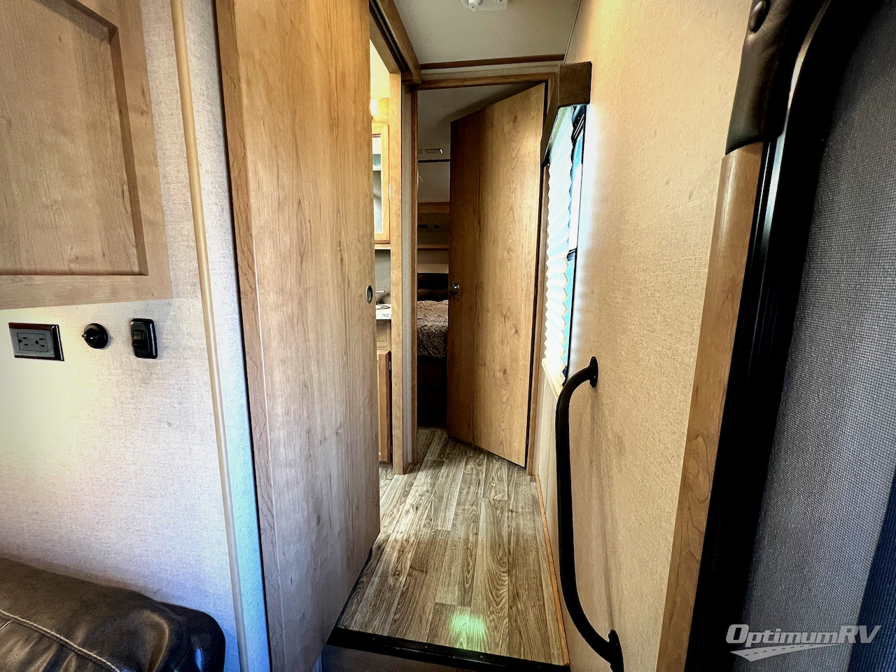 2020 Winnebago Towables Minnie Plus 29RBH Photo 30