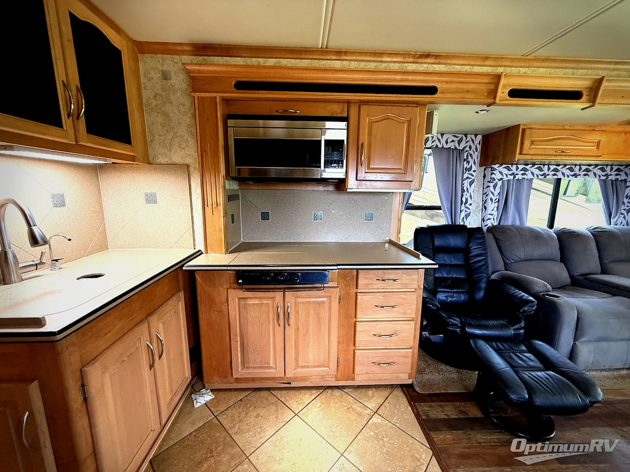 2006 National RV Tradewinds 40E Photo 15