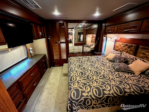 2016 Forest River Berkshire XL 40A RV Photo 4