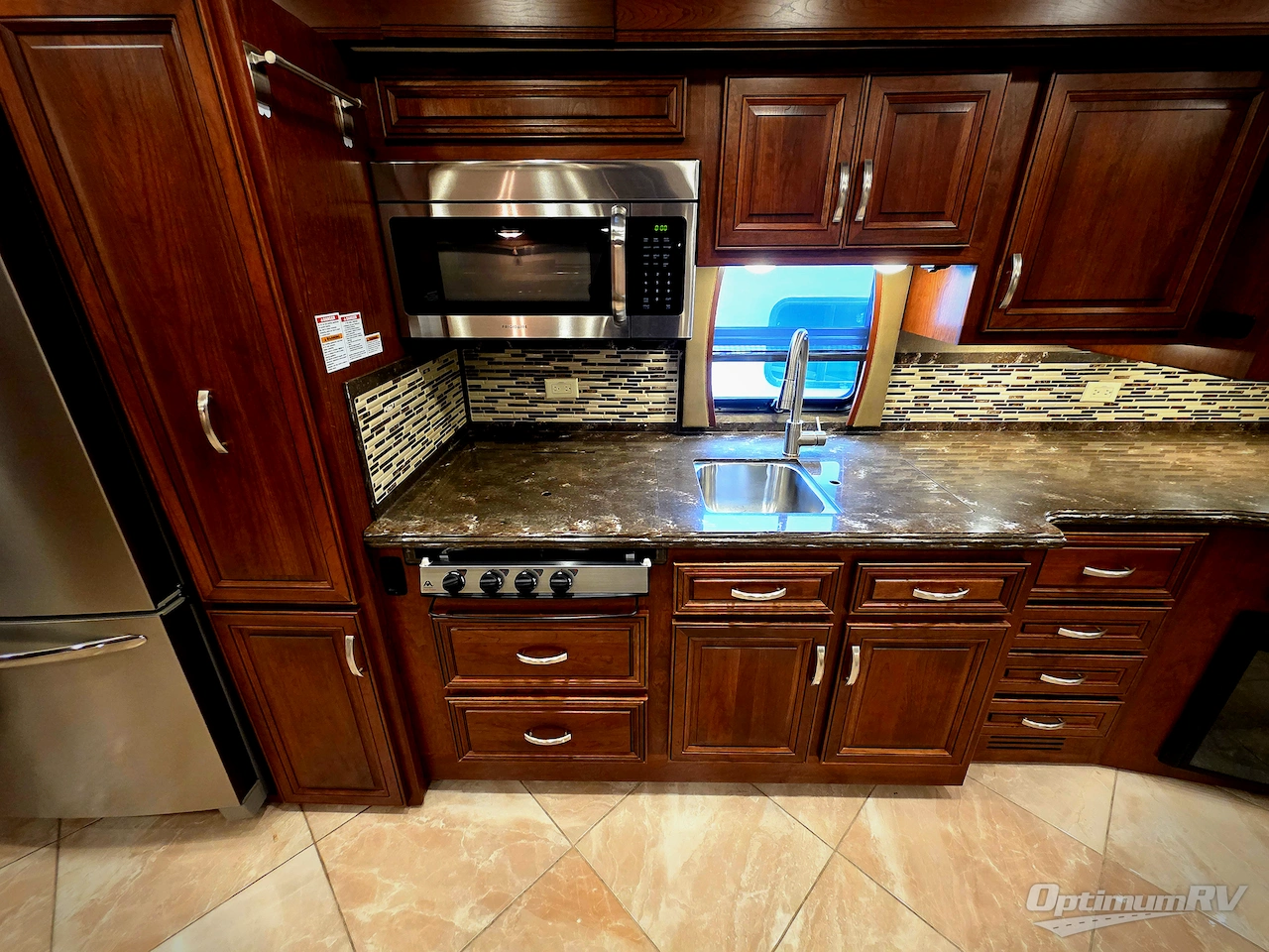 2016 Forest River Berkshire XL 40A Photo 8