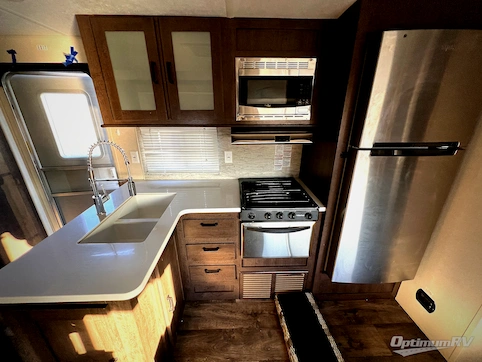 2019 Forest River Wildwood 31KQBTS RV Photo 2