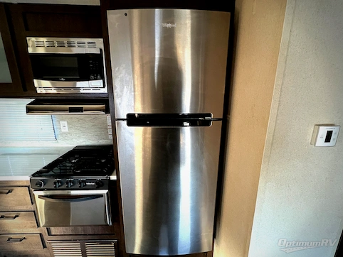 2019 Forest River Wildwood 31KQBTS RV Photo 3