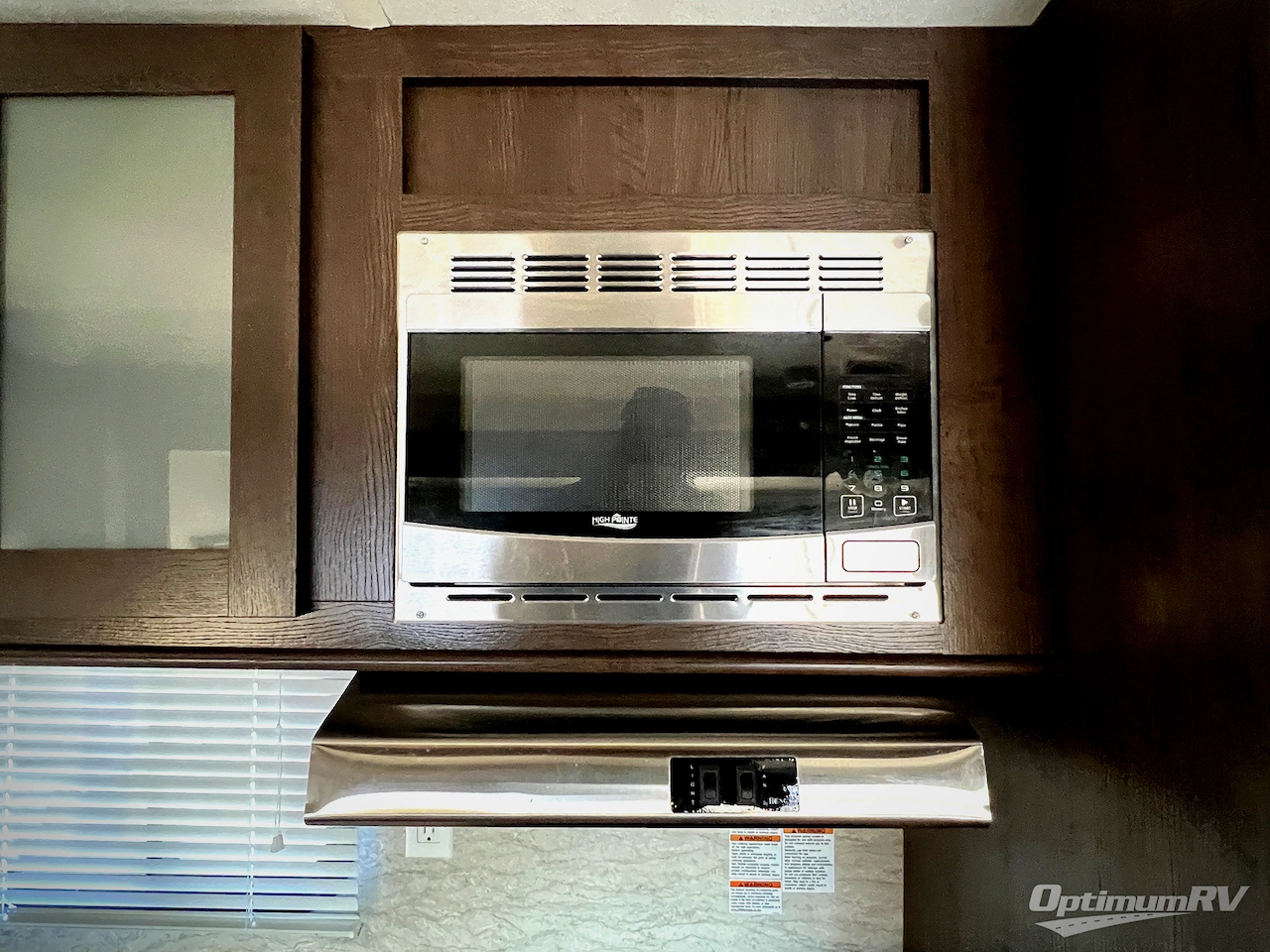 2019 Forest River Wildwood 31KQBTS Photo 6