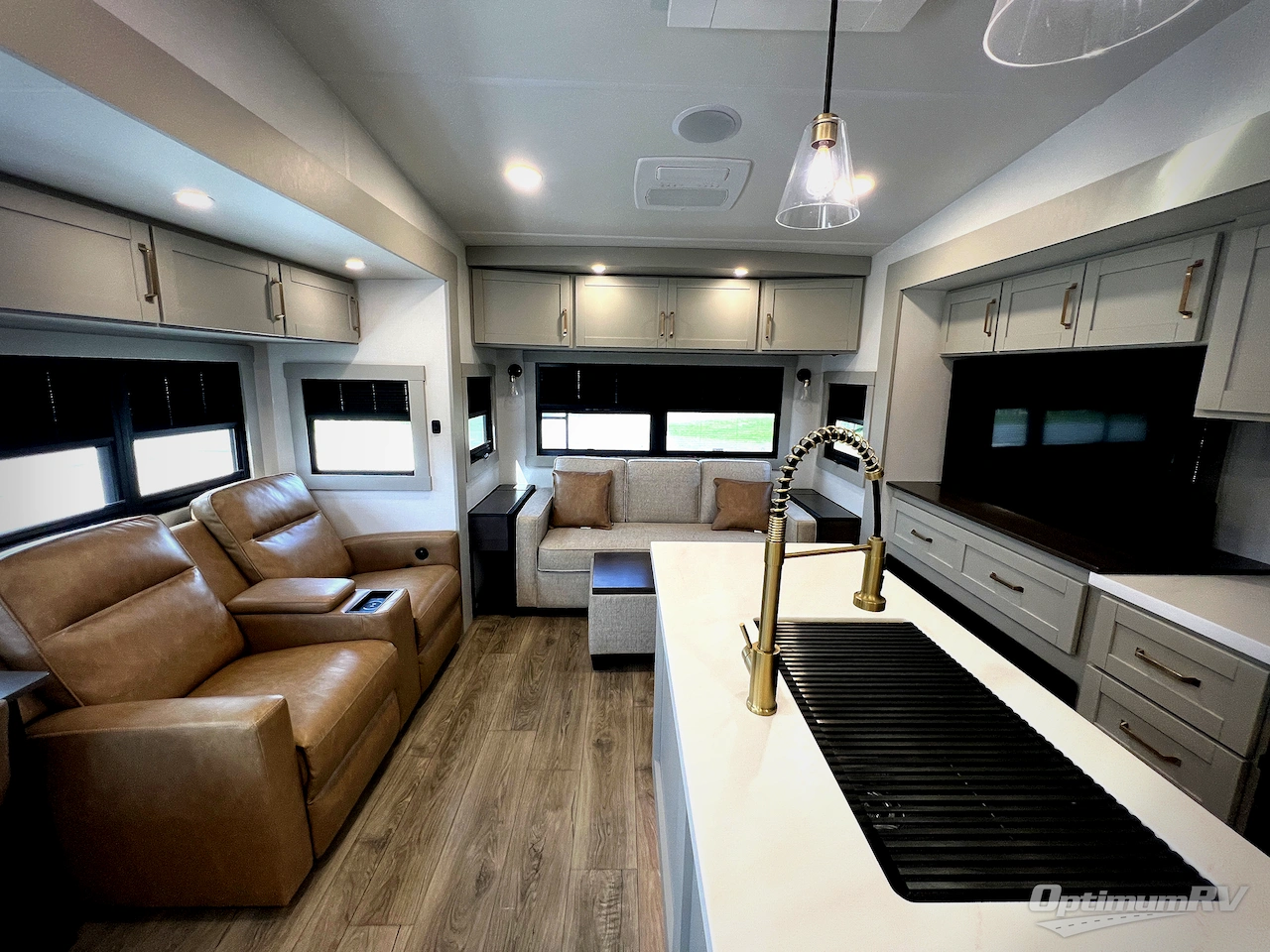 2025 Brinkley Model Z 3610 Photo 7