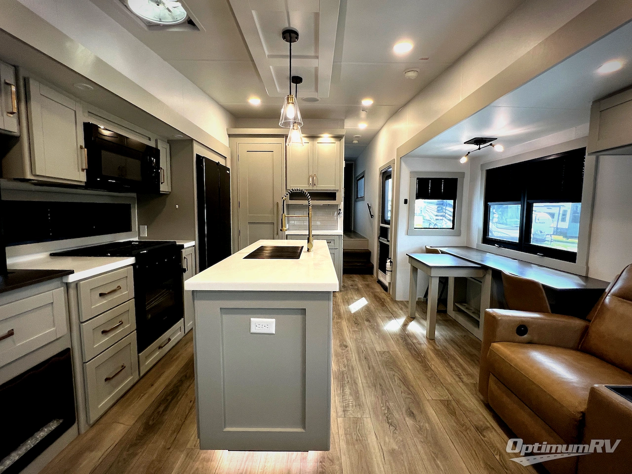 2025 Brinkley Model Z 3610 Photo 27