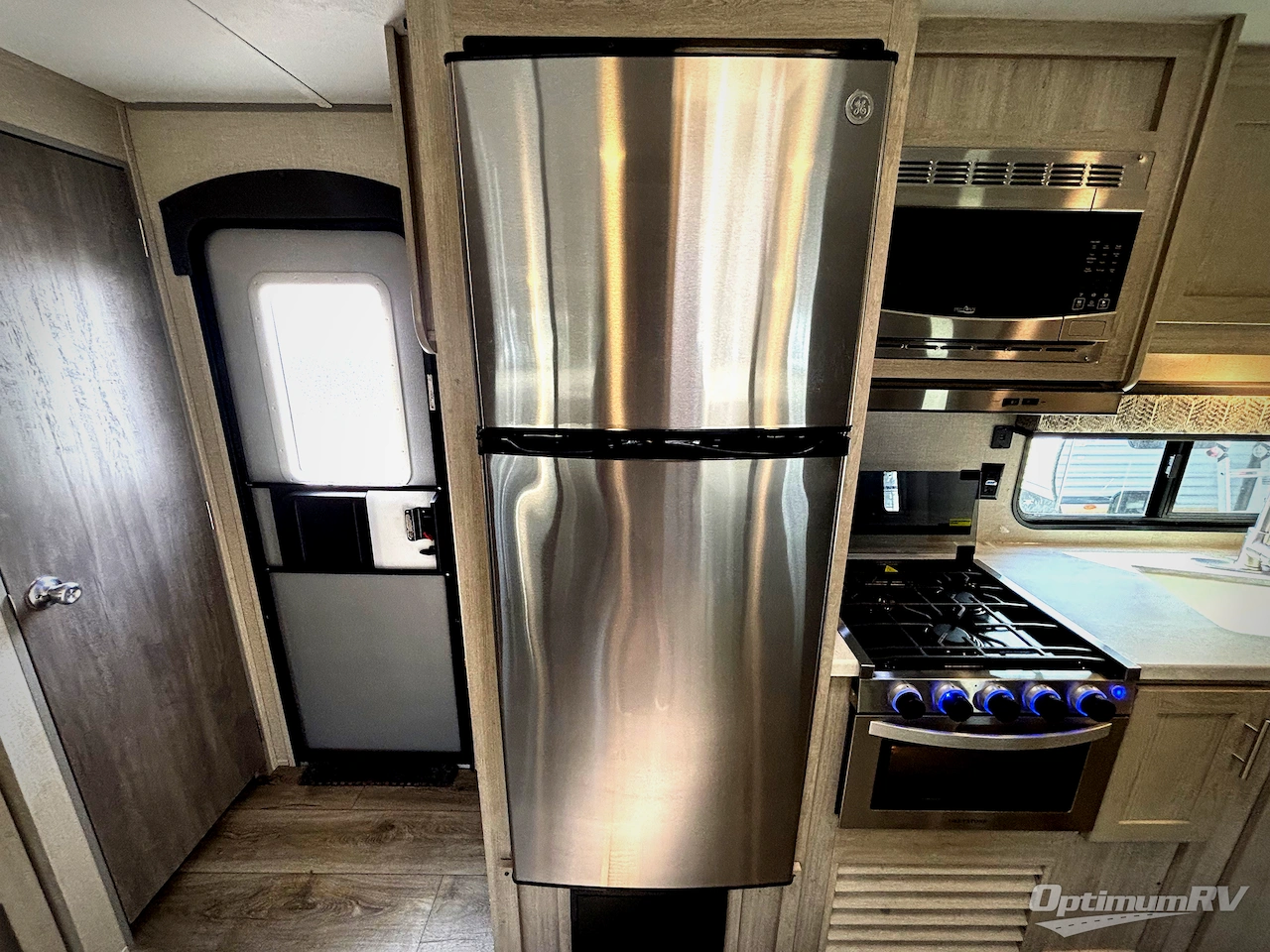 2022 Coachmen Catalina Legacy 303QBCK Photo 18