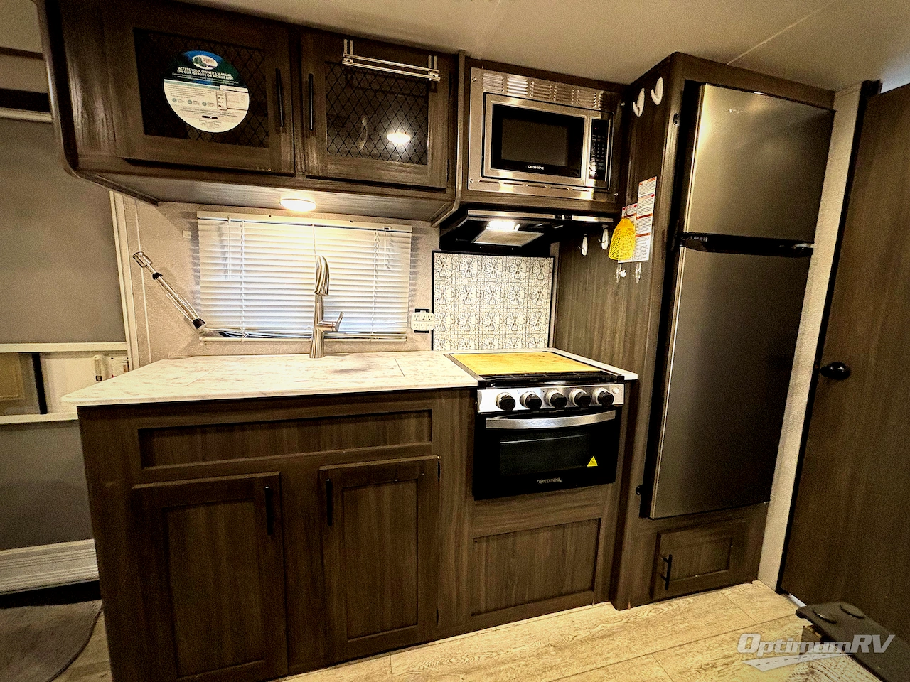 2021 Shasta Shasta 18BH Photo 6