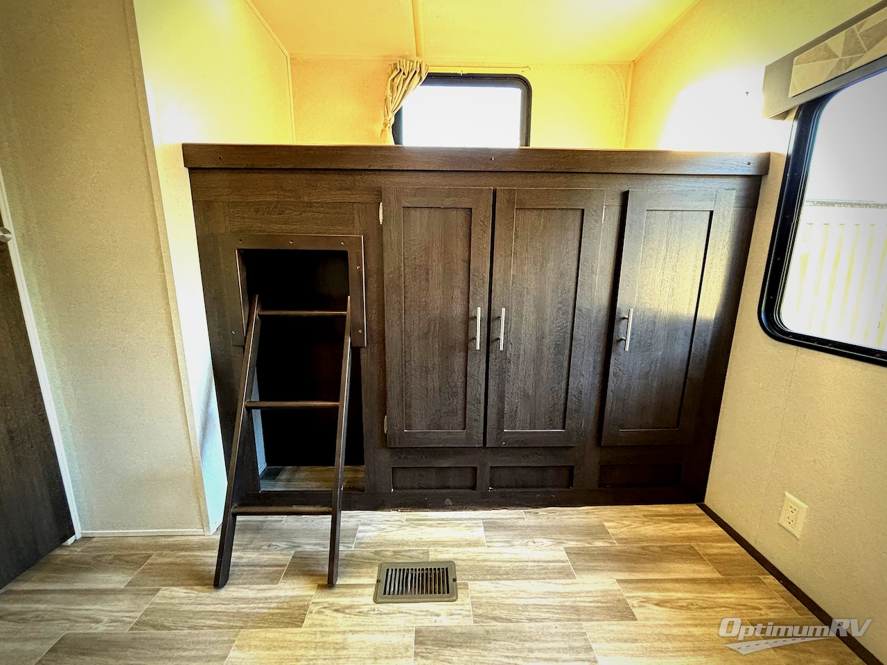 2020 Forest River Salem 33TS Photo 12