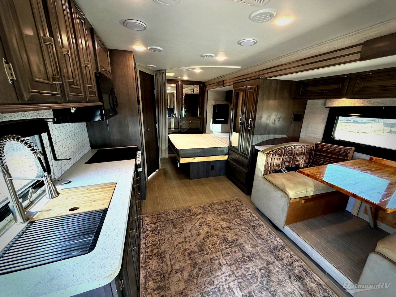 2022 Entegra Odyssey 24B Photo 5