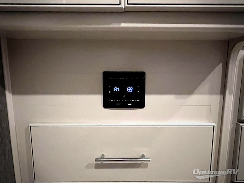 2023 Fleetwood Fortis 34MB RV Photo 4