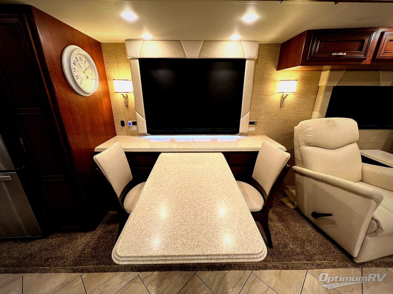 2017 Newmar Ventana LE 4037 Photo 24