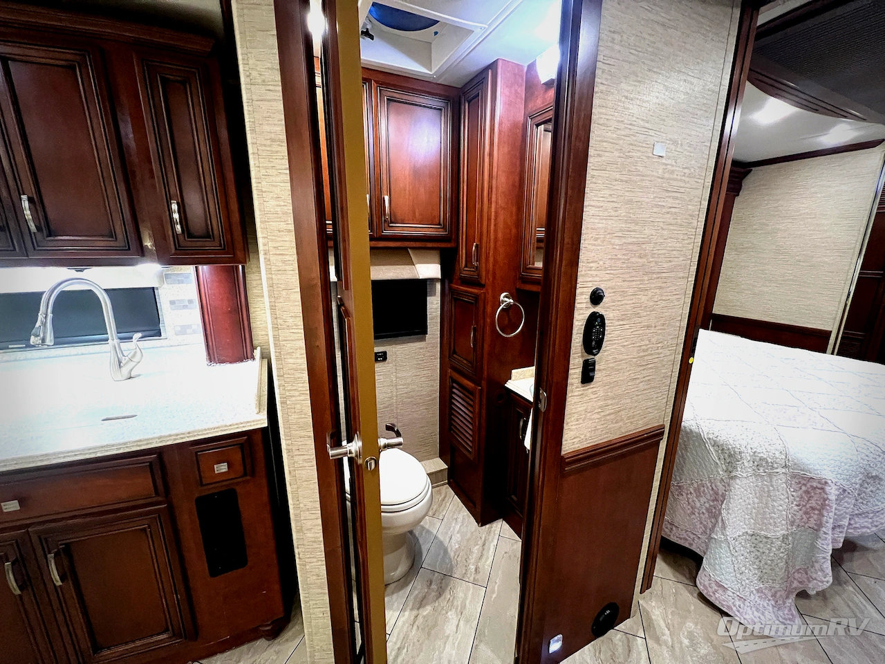 2017 Newmar Ventana LE 4037 Photo 36