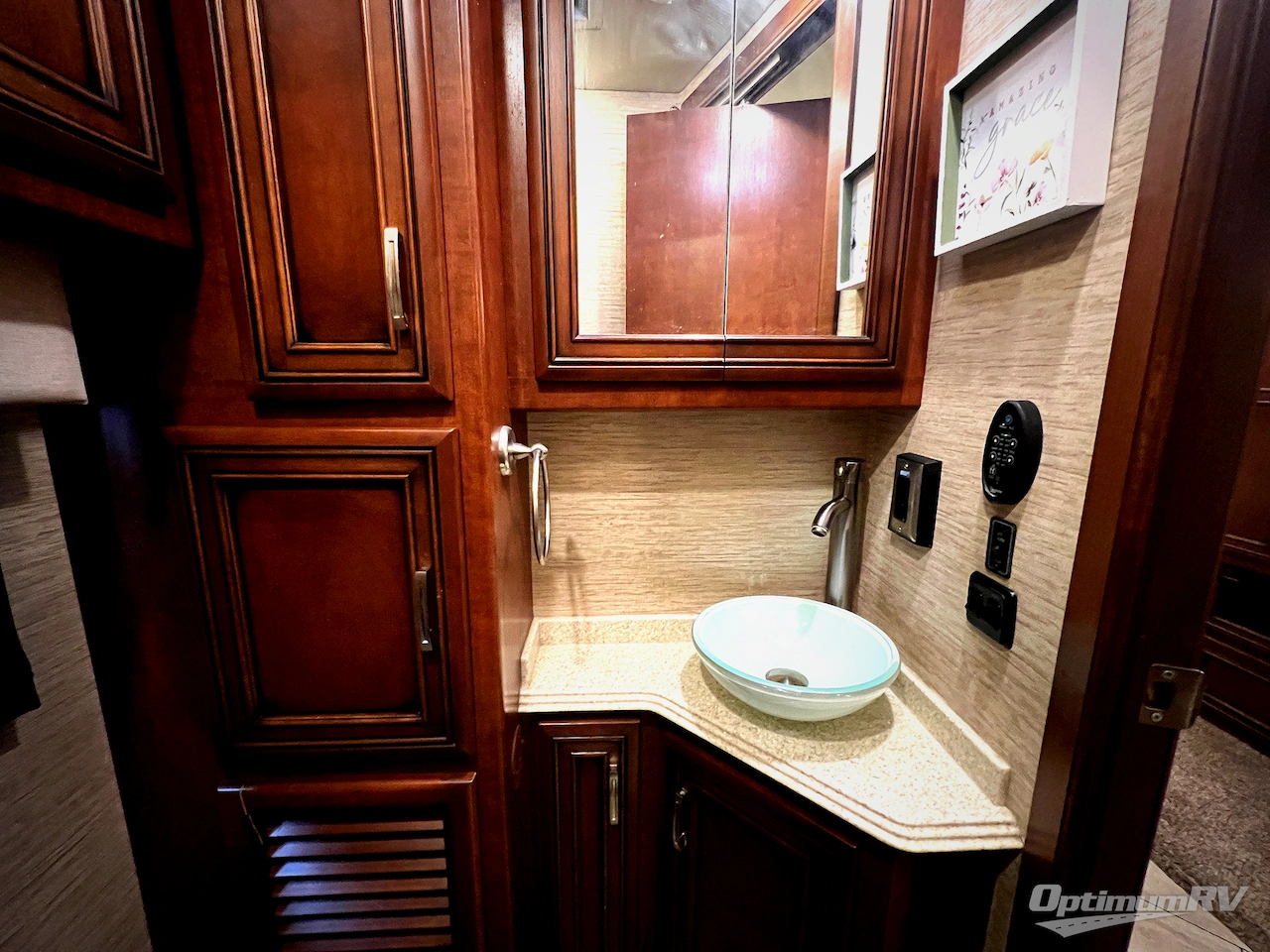 2017 Newmar Ventana LE 4037 Photo 38