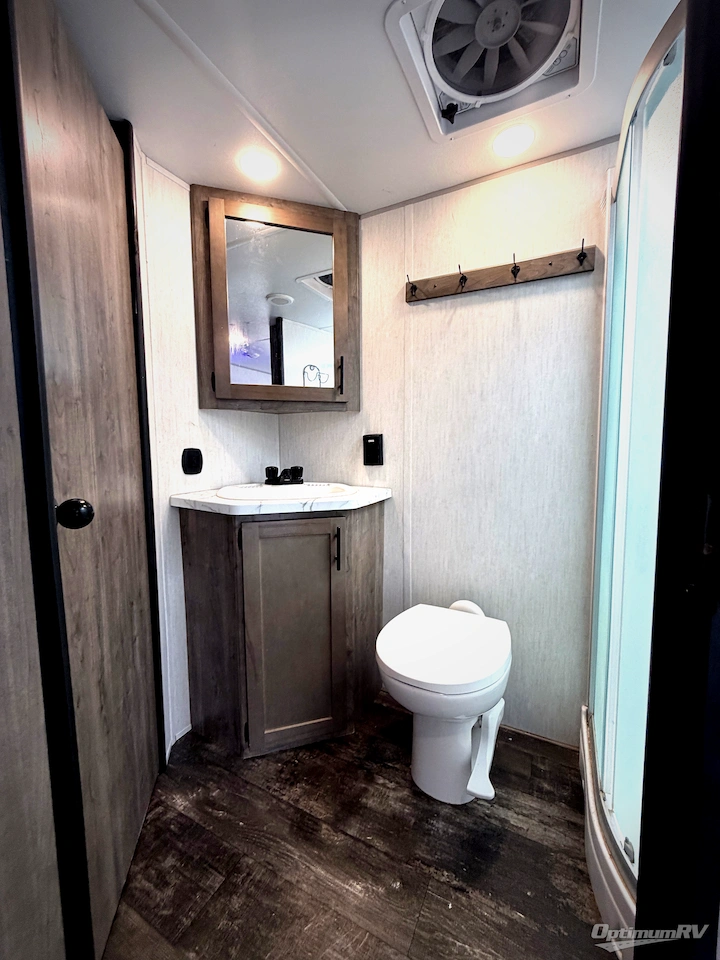 2021 Forest River Cherokee Wolf Pack 315PACK12 Photo 6