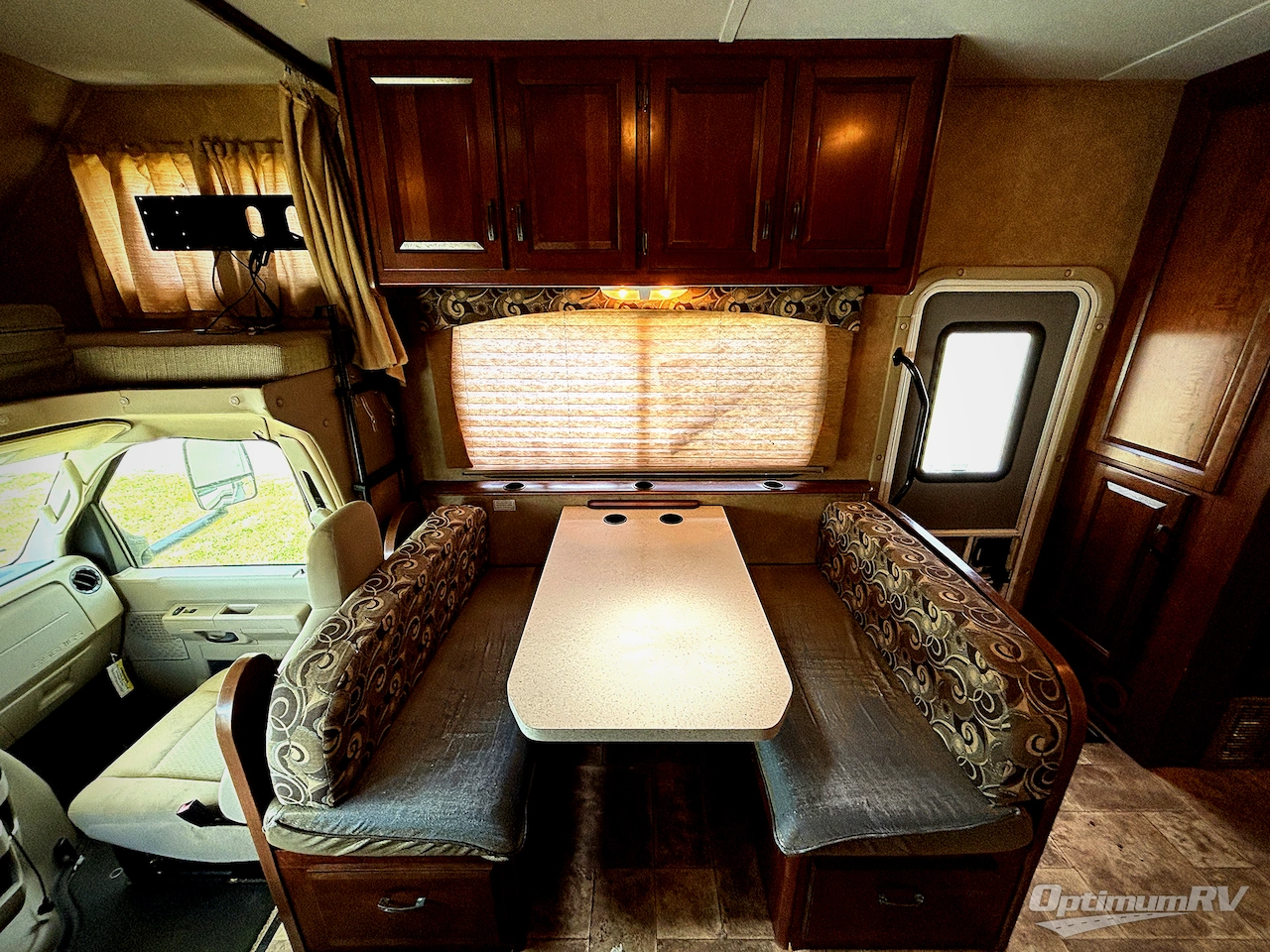2014 Forest River Sunseeker 3170DS Ford Photo 12