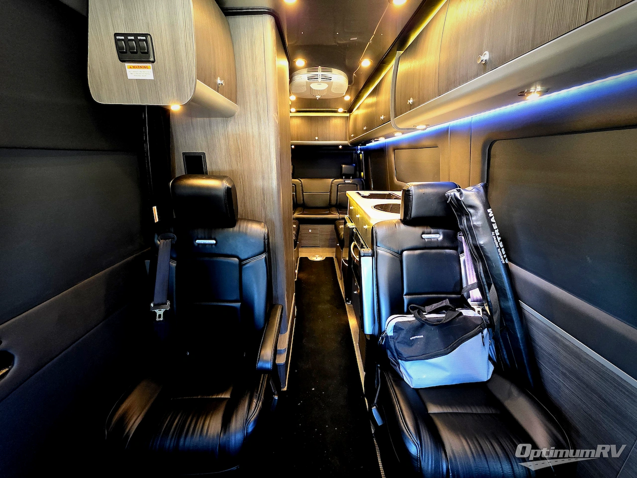 2020 Airstream Interstate Lounge EXT Std. Model Photo 4