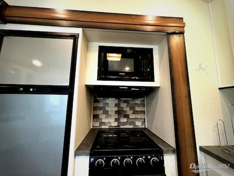 2022 Prime Time Crusader LITE 33BH RV Photo 3