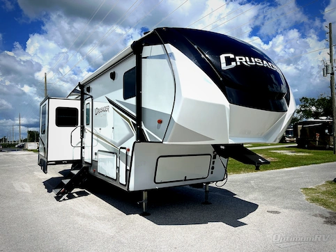 Used 2022 Prime Time Crusader LITE 33BH Featured Photo