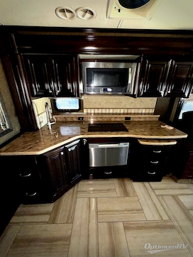 2015 Thor Tuscany 45AT RV Photo 4