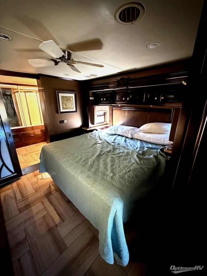 2015 Thor Tuscany 45AT Photo 8