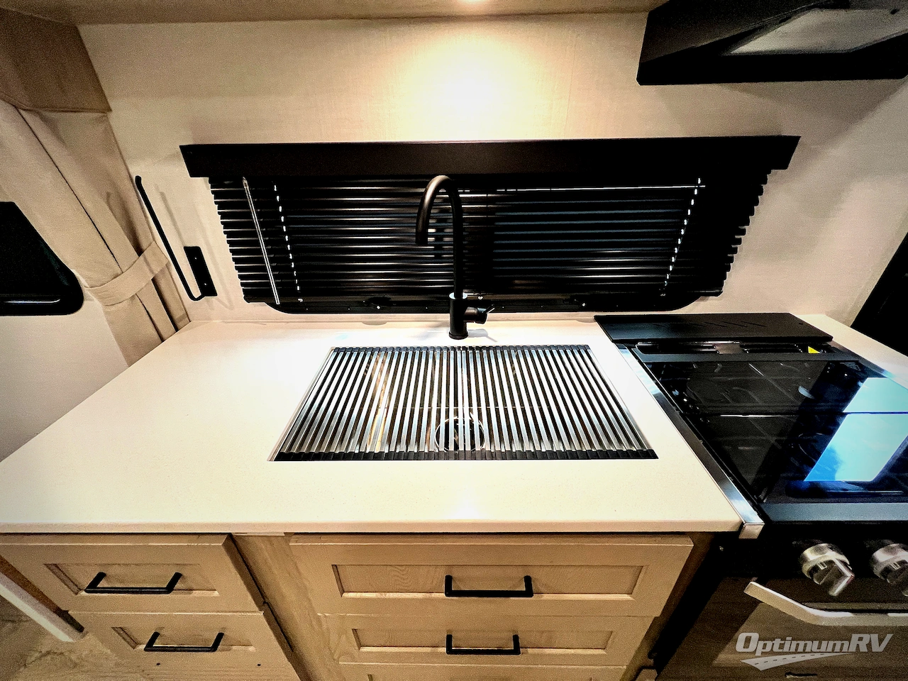 2026 Forest River Rockwood Mini Lite 2109S Photo 10