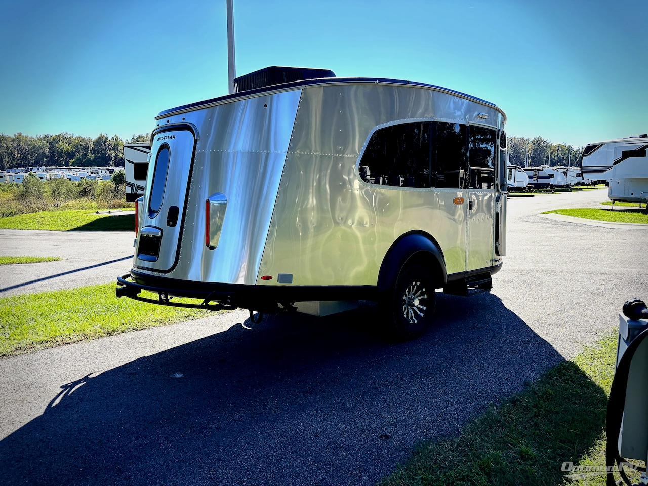 2022 Airstream Basecamp 20X Photo 2