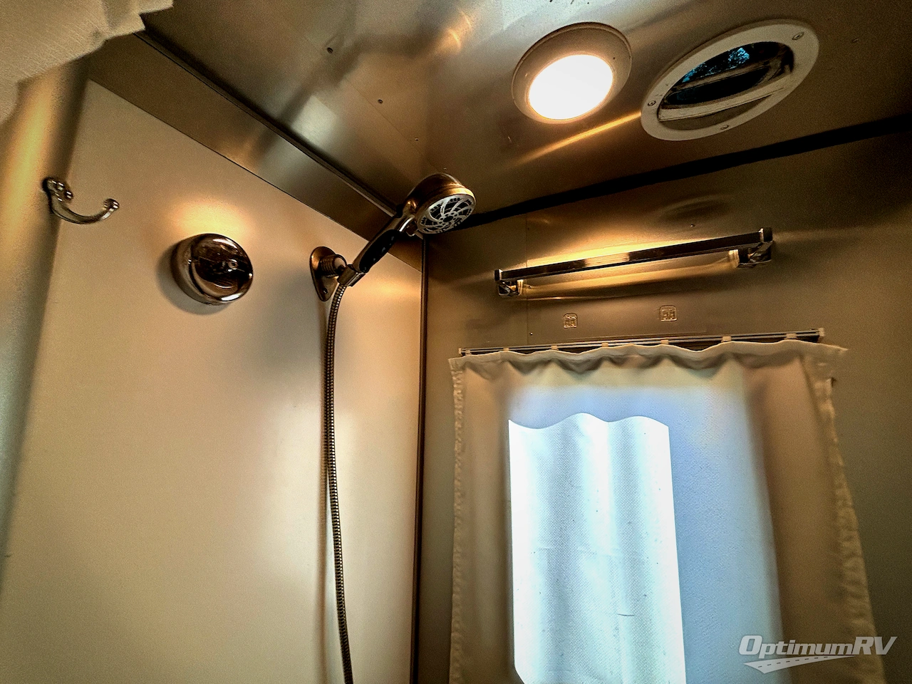 2022 Airstream Basecamp 20X Photo 10