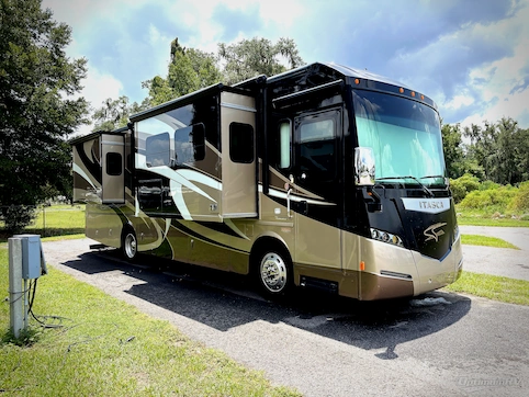 Used 2015 Itasca Meridian 36M Featured Photo