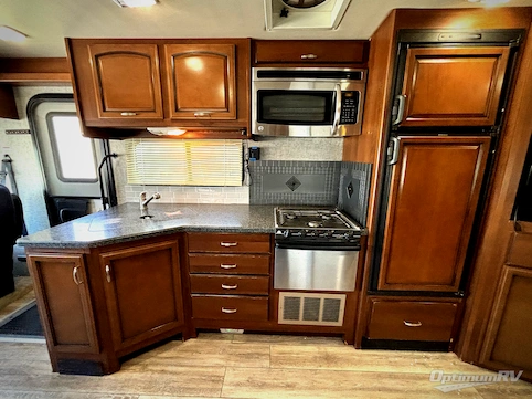 2014 Fleetwood Terra 34E RV Photo 2