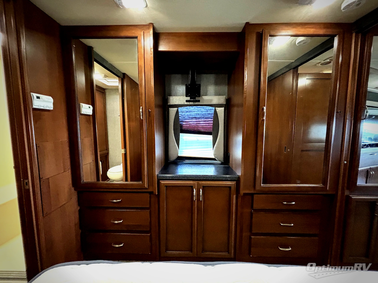 2014 Fleetwood Terra 34E Photo 17