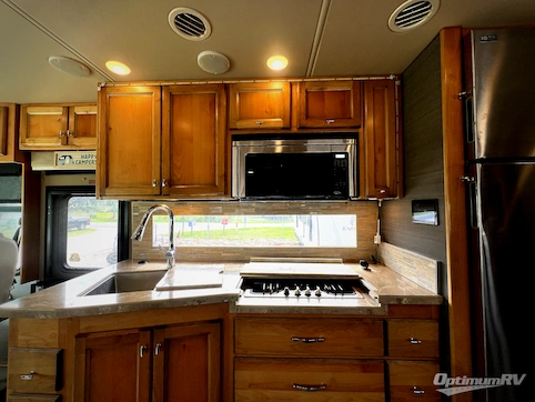 2020 Tiffin Open Road Allegro 32 SA RV Photo 3