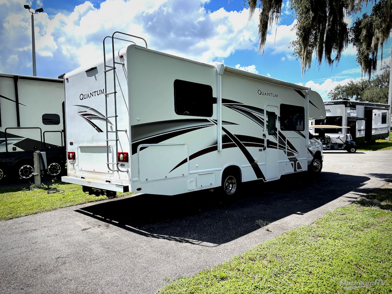 2019 Thor Quantum SE SE28 Photo 2