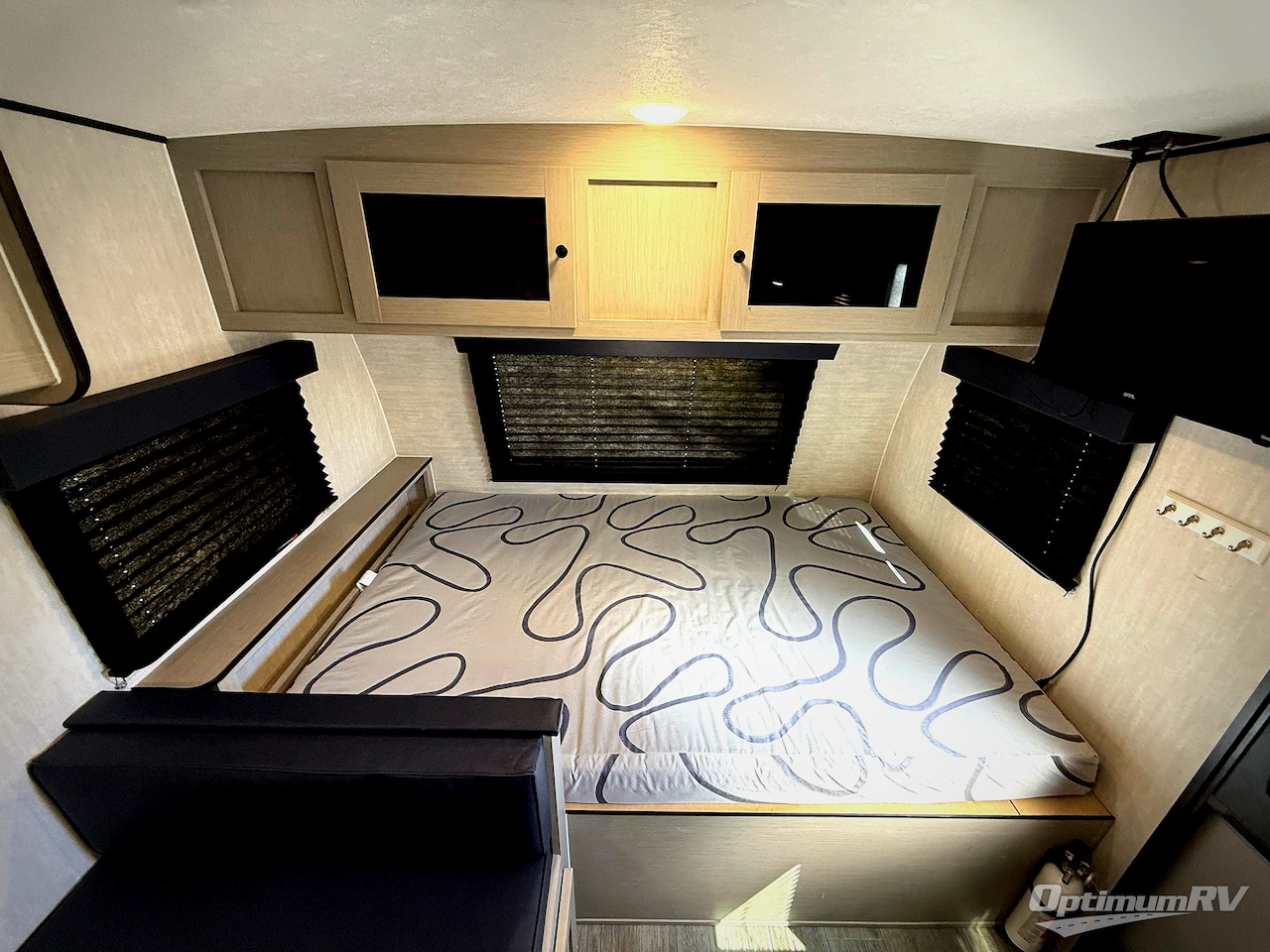 2025 Coachmen Apex Nano 185BH Photo 7