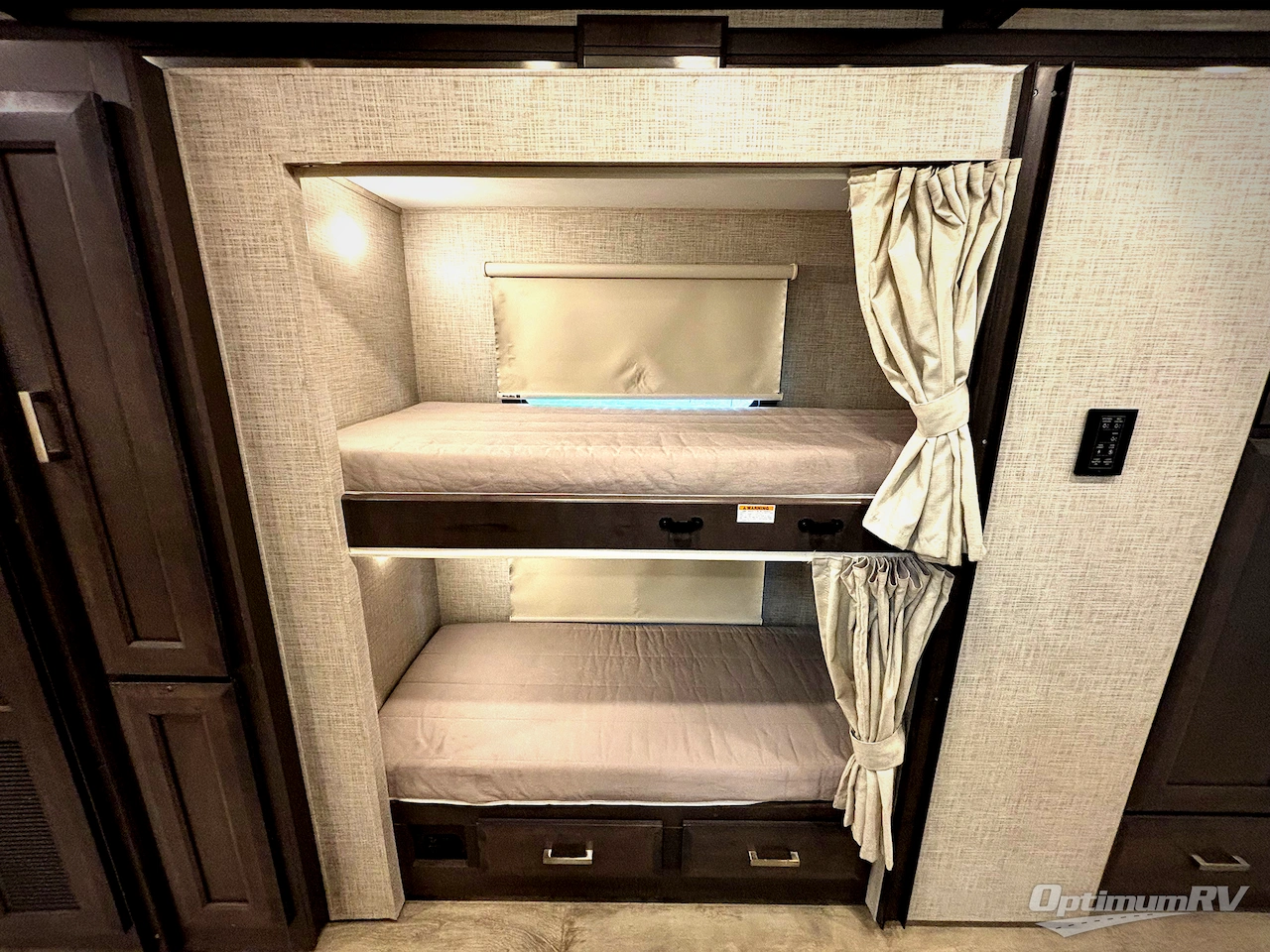 2023 Thor Aria 4000 Photo 18