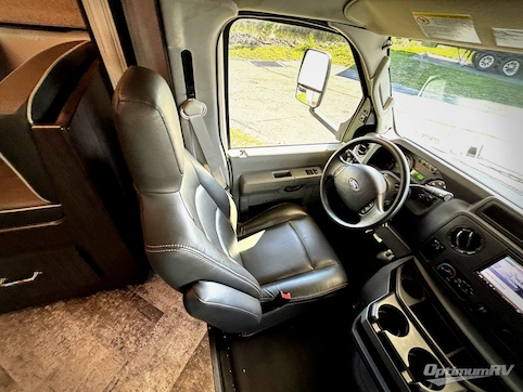 2019 Forest River Sunseeker 3050S Ford RV Photo 2