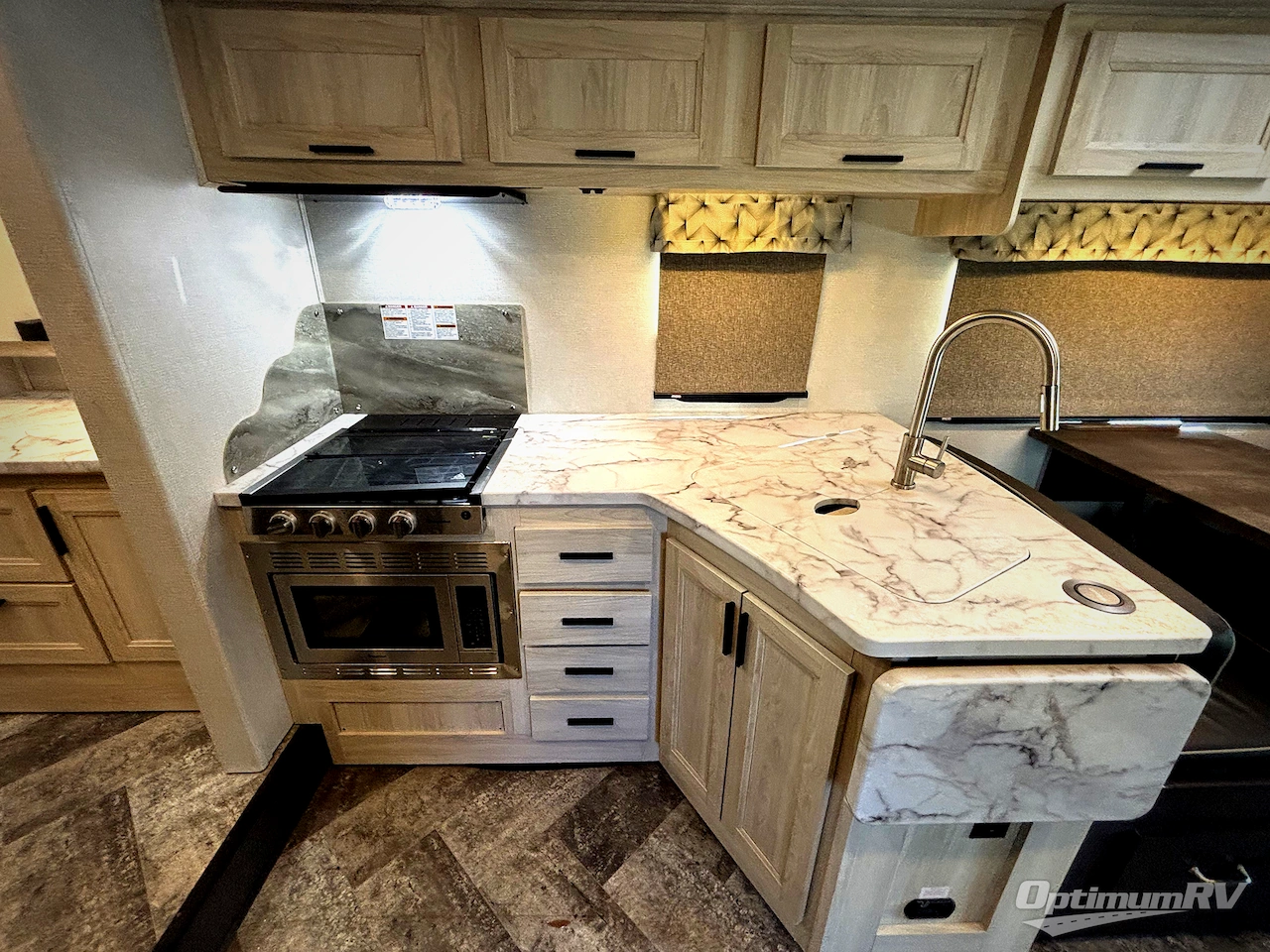 2019 Forest River Sunseeker 3050S Ford Photo 6