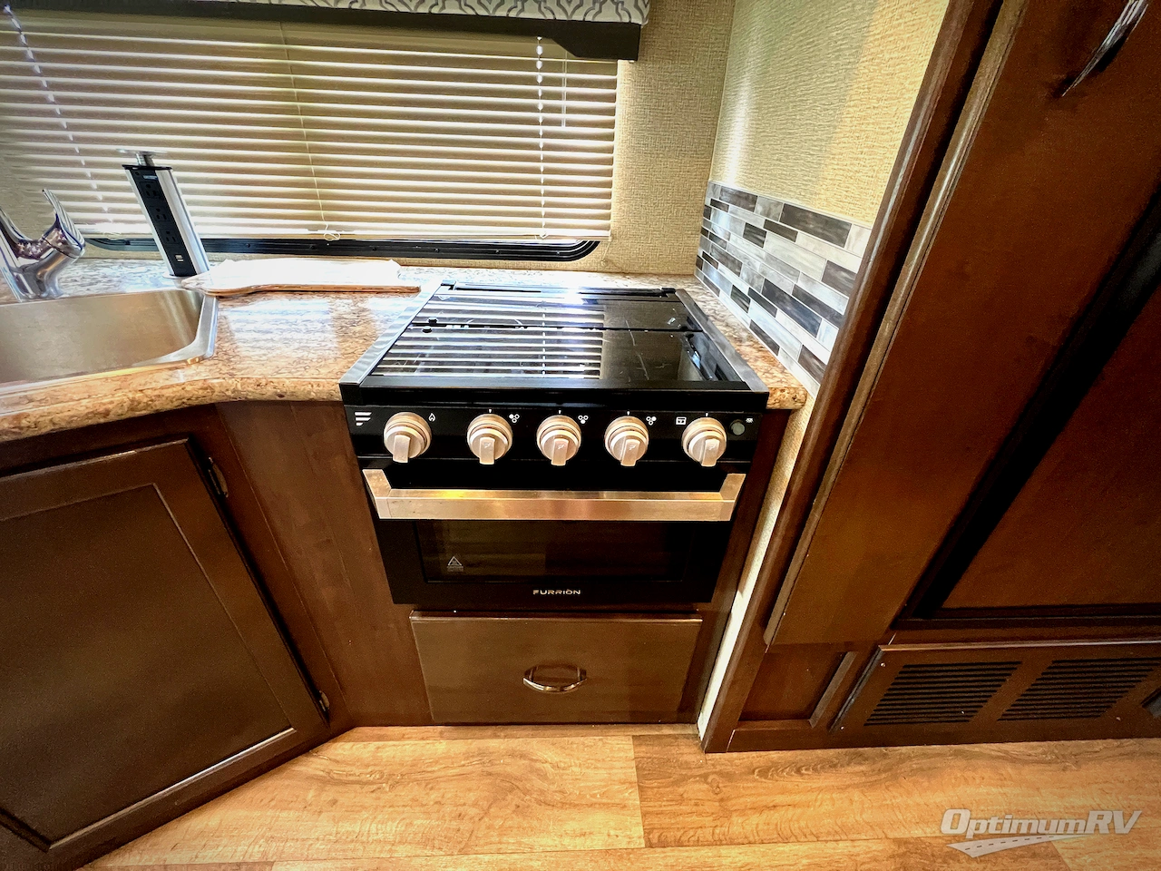 2019 Thor FREEDOM ELITE 28FE Photo 12